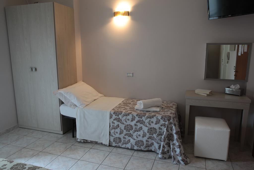 Hotel Stefan Room & Breakfast Gatteo a Mare Δωμάτιο φωτογραφία